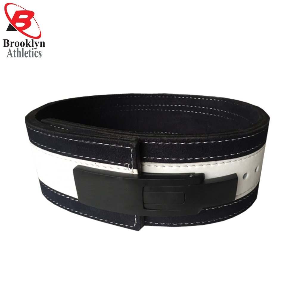 Lever powerlifting belt